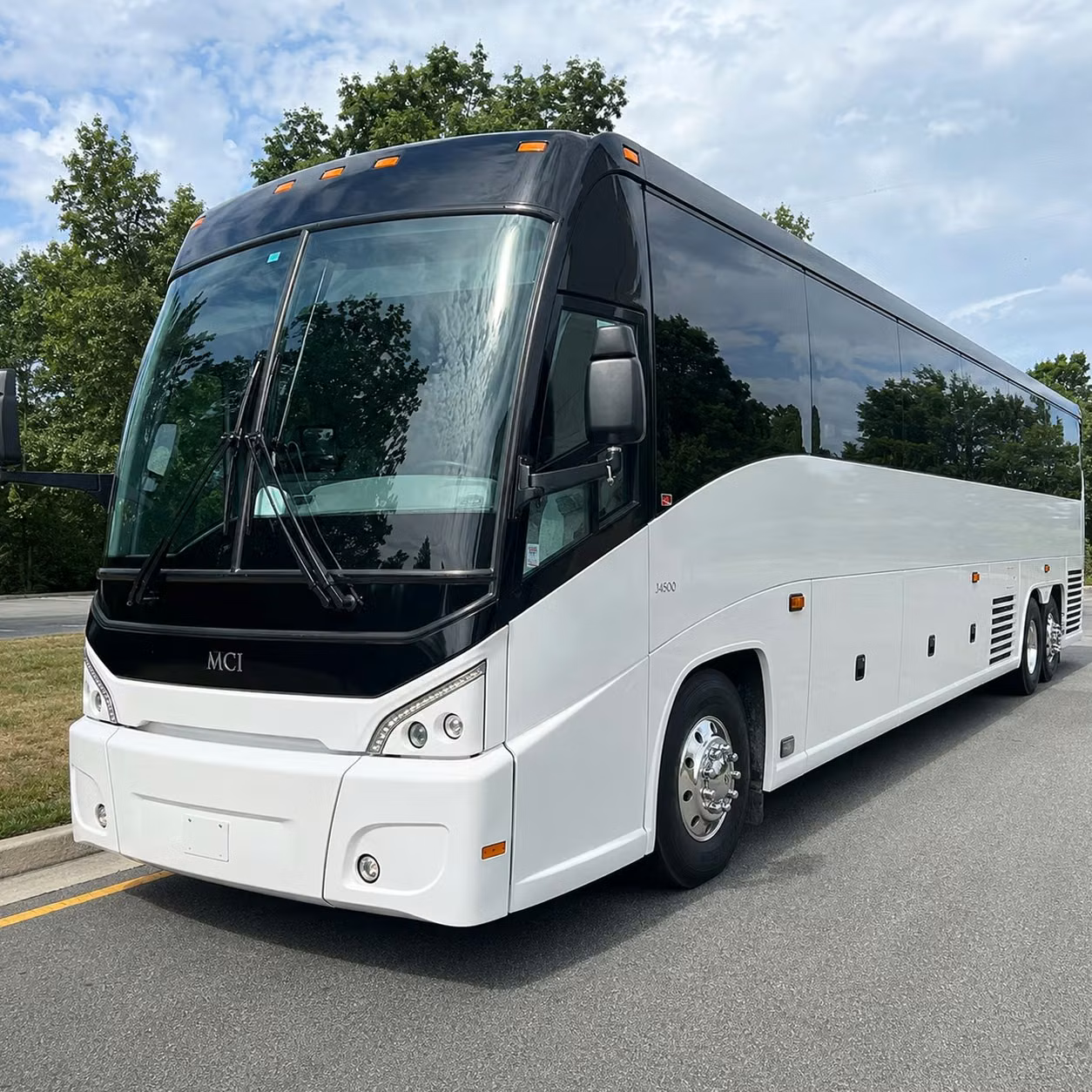 corporate retreats and long distance employee shuttles from west jordan